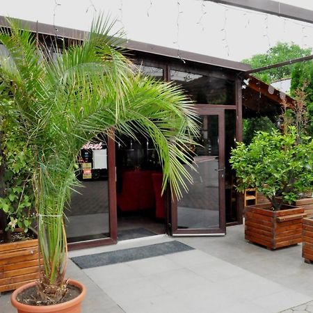 Hotel Andrei Cimpia Turzii Exterior photo