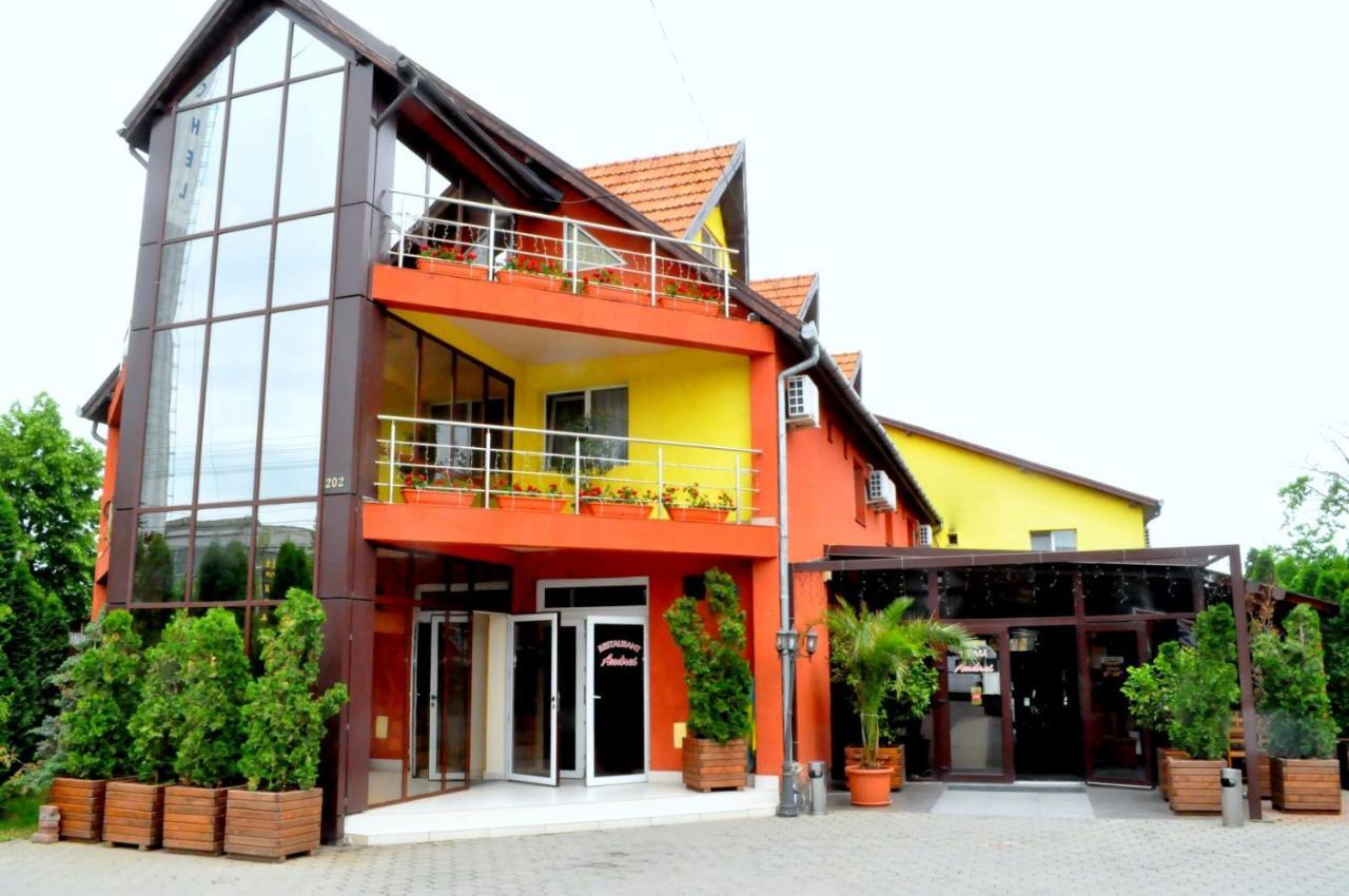 Hotel Andrei Cimpia Turzii Exterior photo